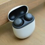 Imagen relacionada con Google Pixel Buds ahora enviará recordatorios para limpiar los auriculares periódicamente