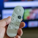 Imagen relacionada con Google TV podría recibir un control remoto iluminado