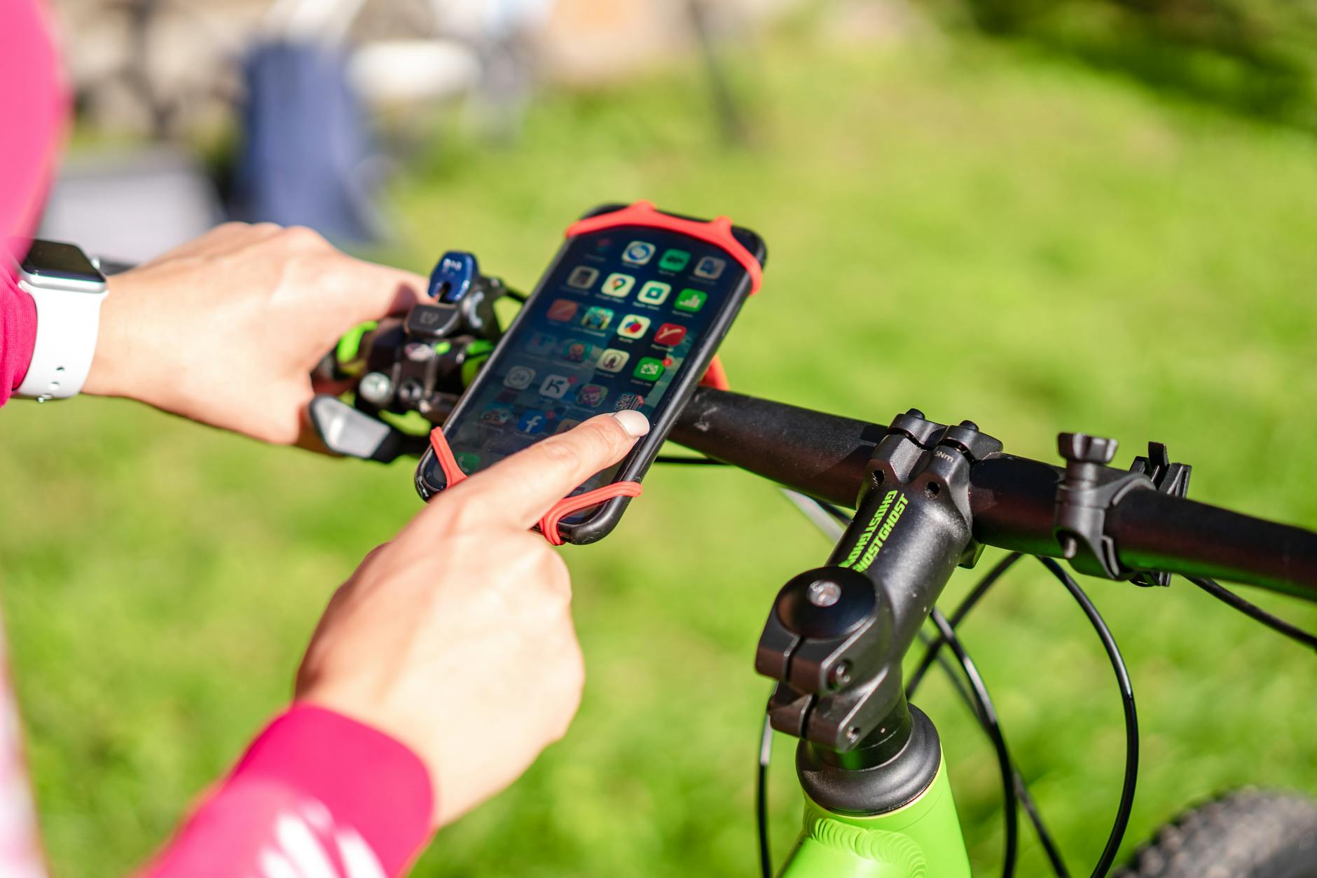 Google Maps ahora integra Gemini para peatones y ciclistas con control ...